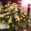 $265
Yellow Rose casket spray.
To ensure delivery order four working days in advance, or call for availability.